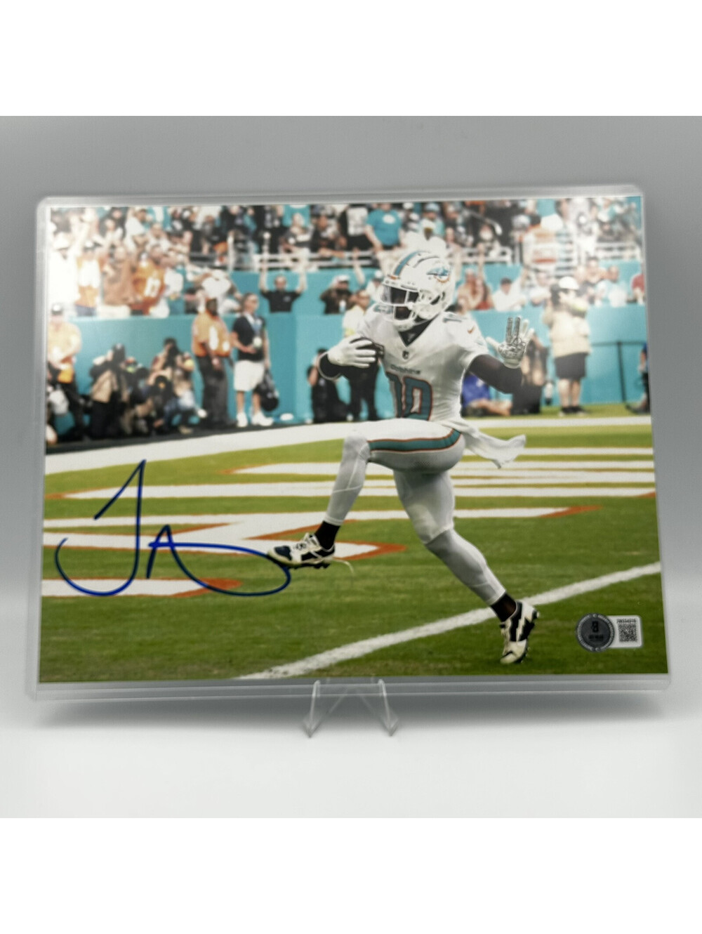 Tyreek Hill Autographed 8x10 Miami Dolphins Photo Beckett Witness COA